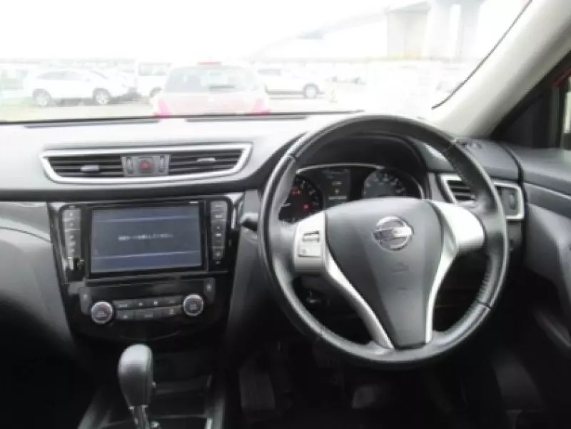 Nissan X-Trail   - 2016