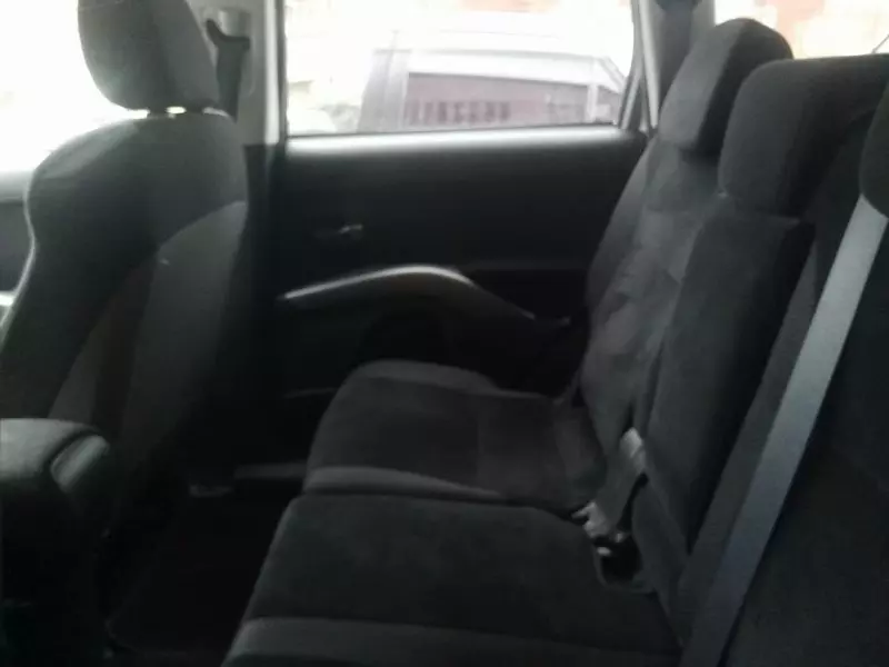 Mitsubishi OUTLANDER   - 2010