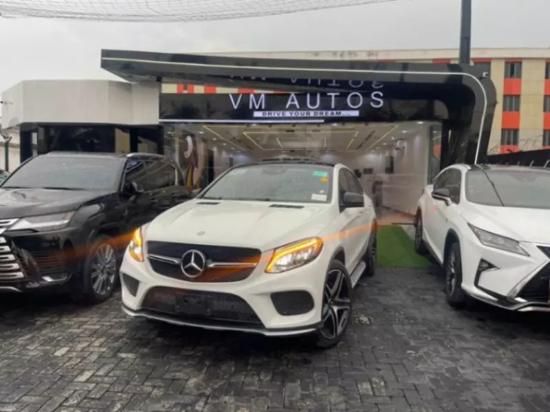 Mercedes-Benz GLE-Class   - 2017