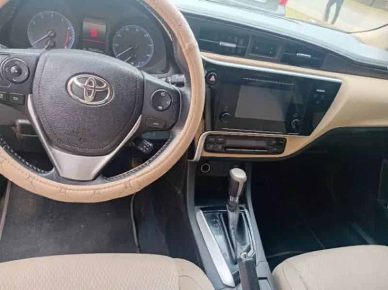 Toyota Corolla   - 2014