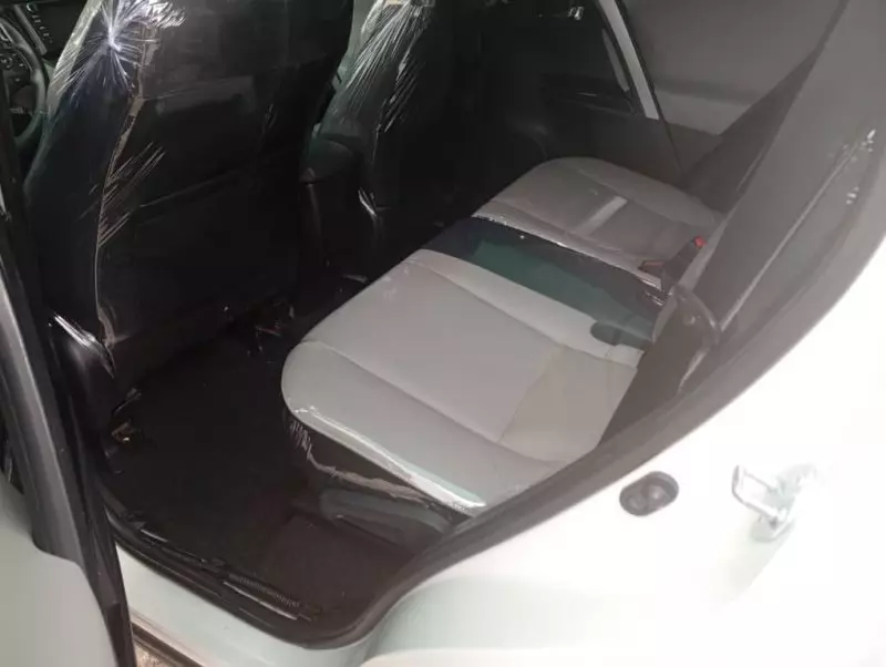 Toyota RAV4   - 2017