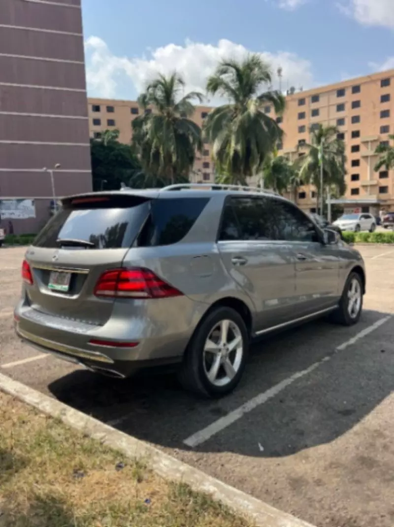 Mercedes-Benz GLE 350