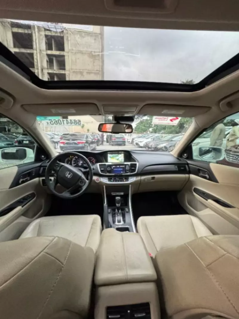 Honda Accord   - 2013