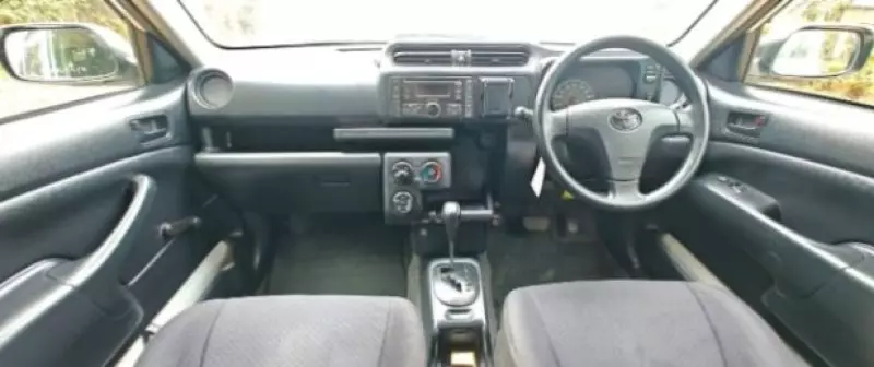 Toyota Probox    - 2016