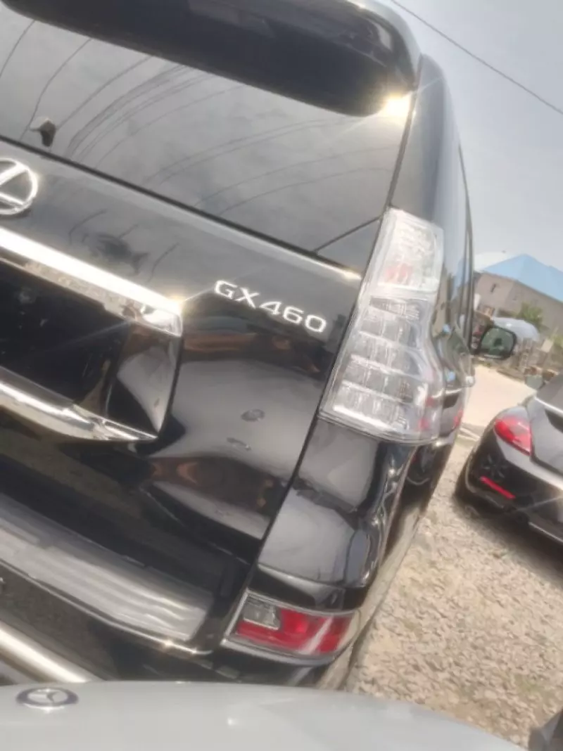 Lexus GX 460   - 2010