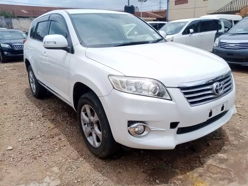 Toyota Vanguard    - 2012