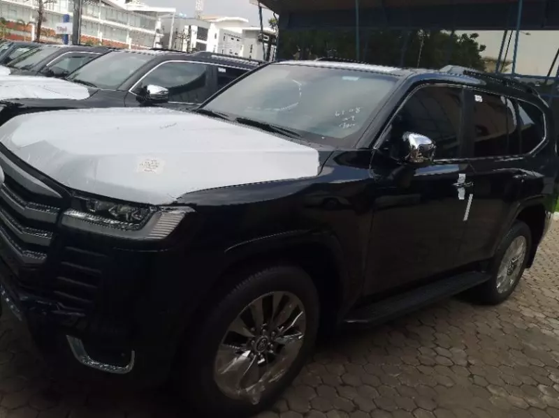 Toyota Land Cruiser - 2025