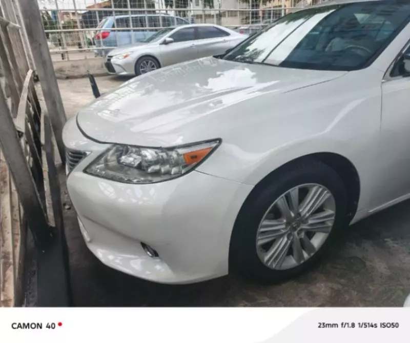 Lexus ES 330   - 2013