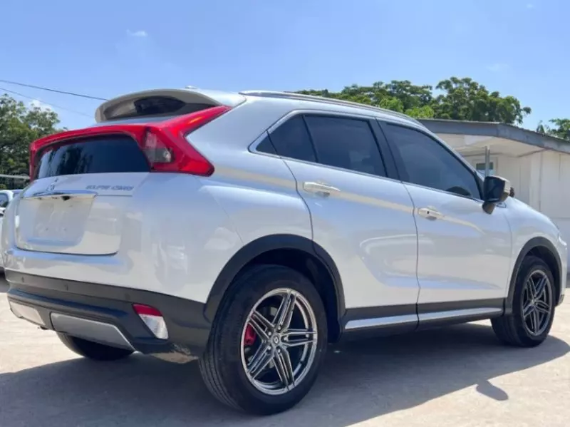 Mitsubishi Eclipse Cross 4x2   - 2020