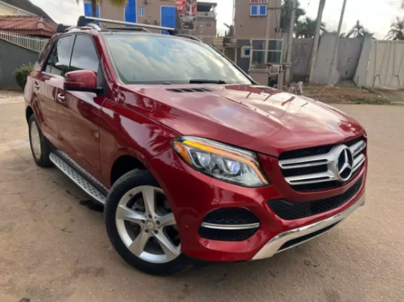 Mercedes-Benz GLE-Class   - 2017