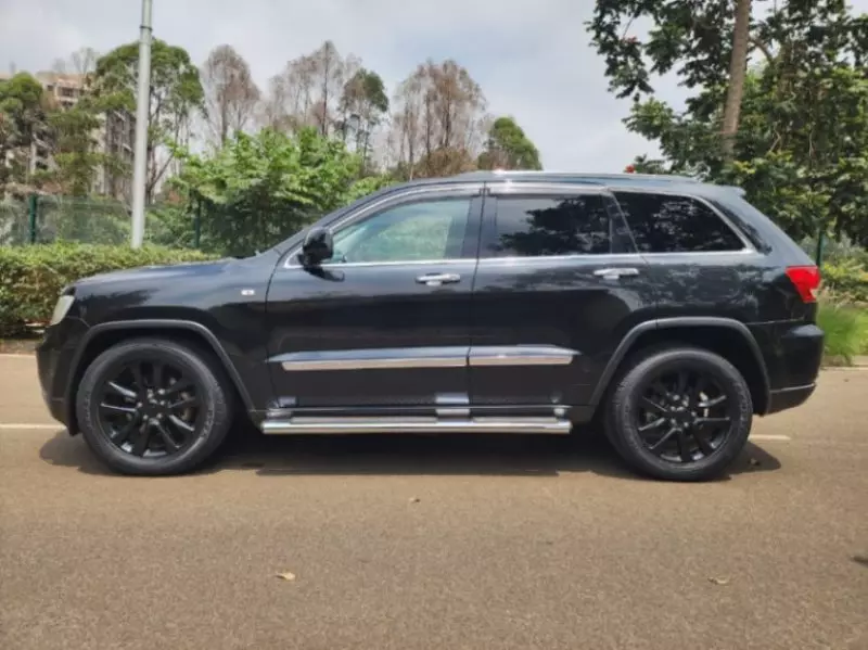 JEEP Grand Cherokee   - 2012