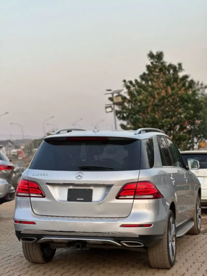 Mercedes-Benz GLE 350