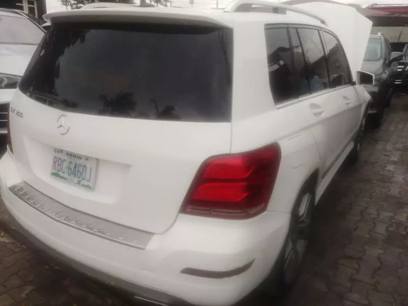Mercedes-Benz GLK 350   - 2014