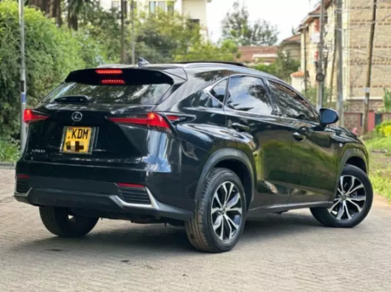 Lexus NX 200T   - 2016