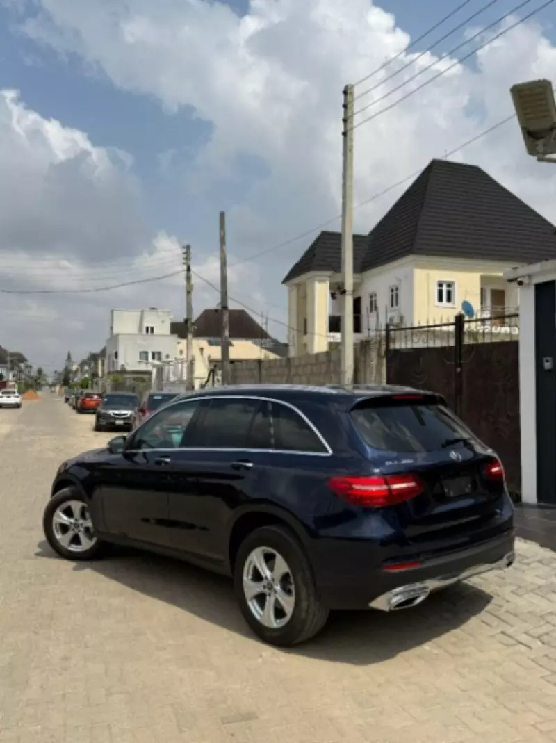 Mercedes-Benz GLC 300