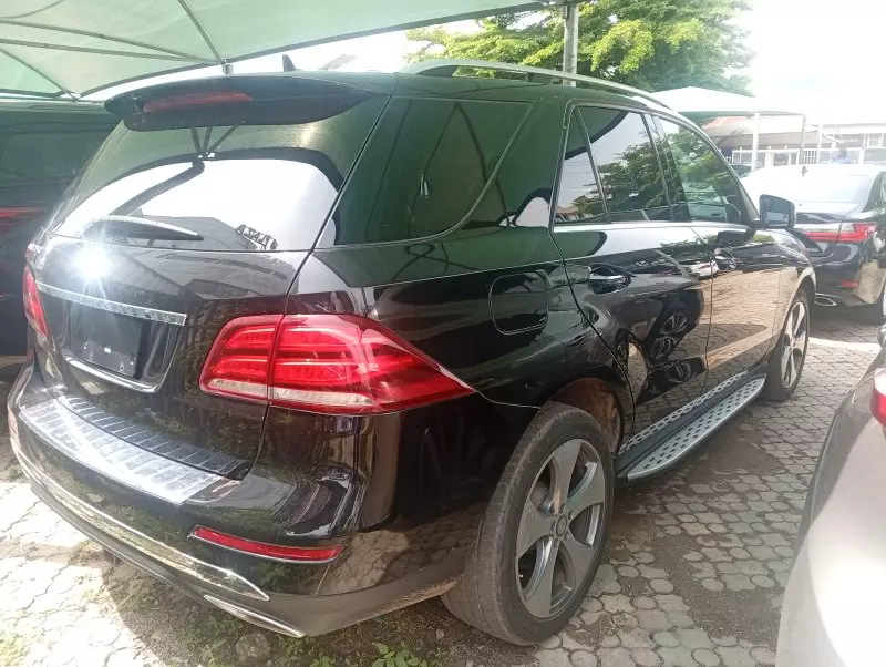 Mercedes-Benz GLE 350   - 2017