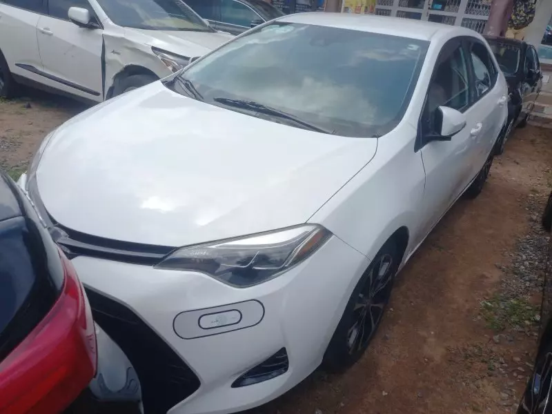 Toyota Corolla   - 2017