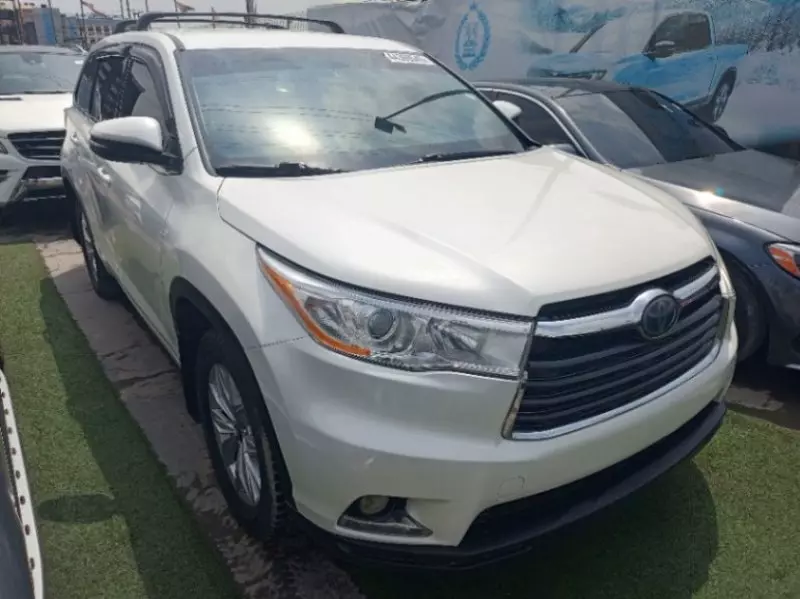 Toyota Highlander   - 2015