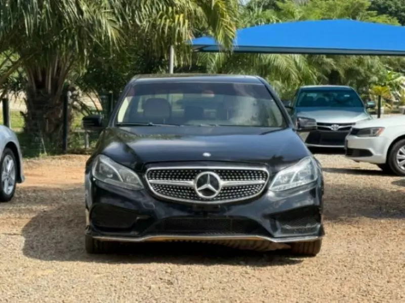 Mercedes-Benz E 350 - 2014