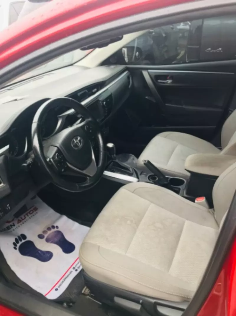 Toyota Corolla   - 2016
