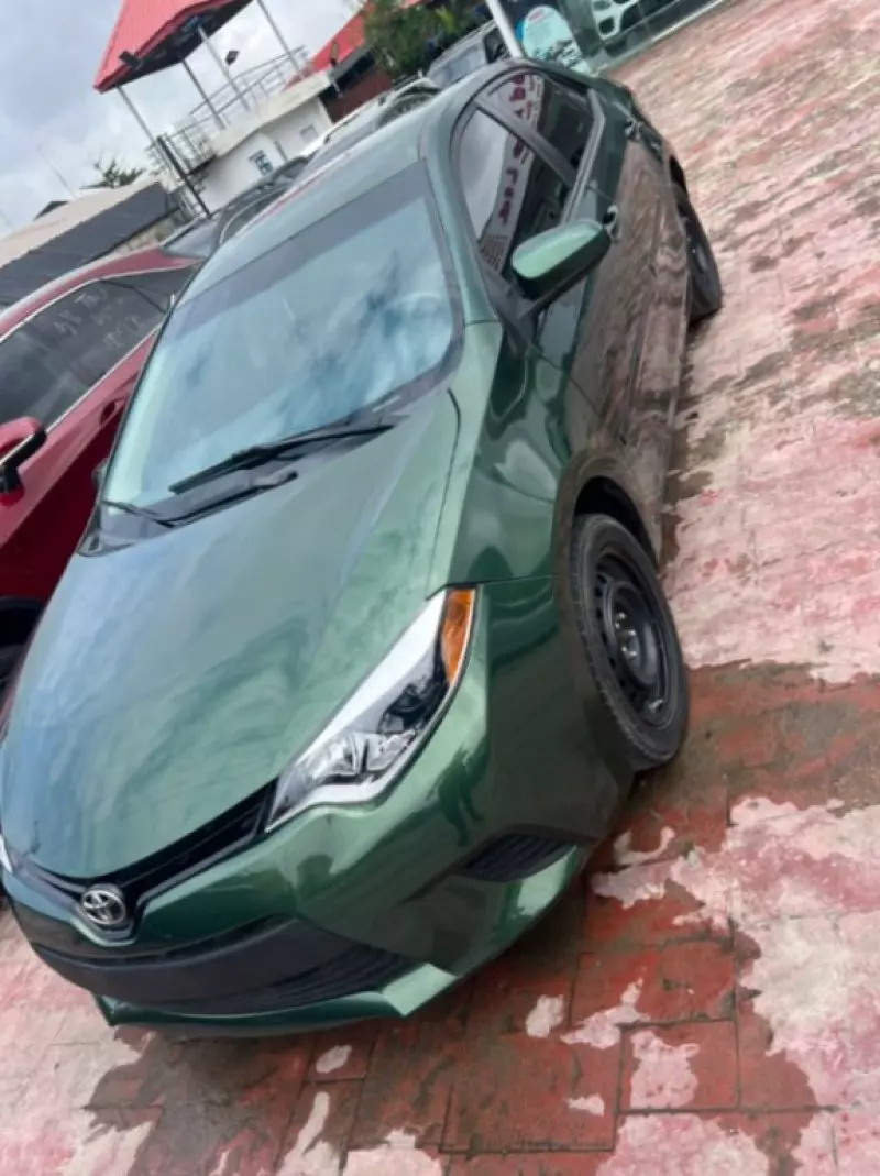 Toyota Corolla Cross   - 2014