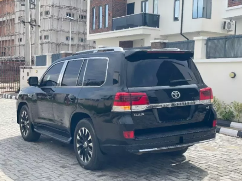 Toyota Landcruiser Vx V8
