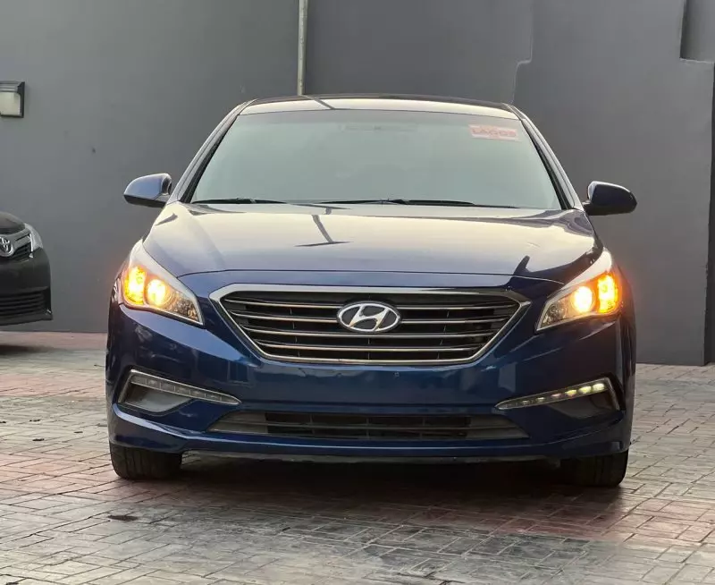 Hyundai Sonata   - 2015