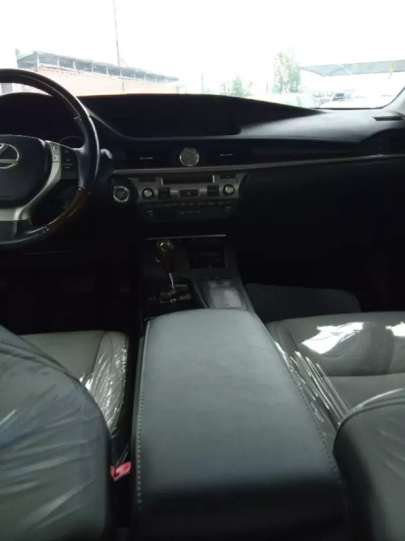 Lexus ES 350   - 2013