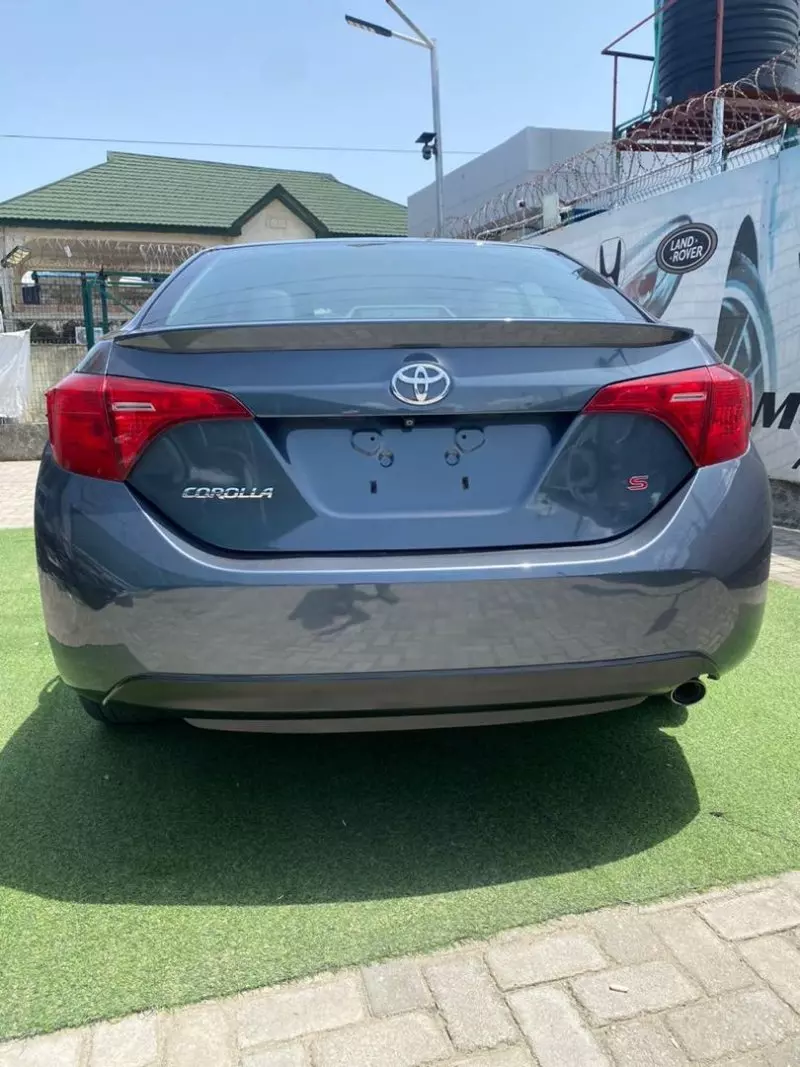 Toyota corolla   - 2015