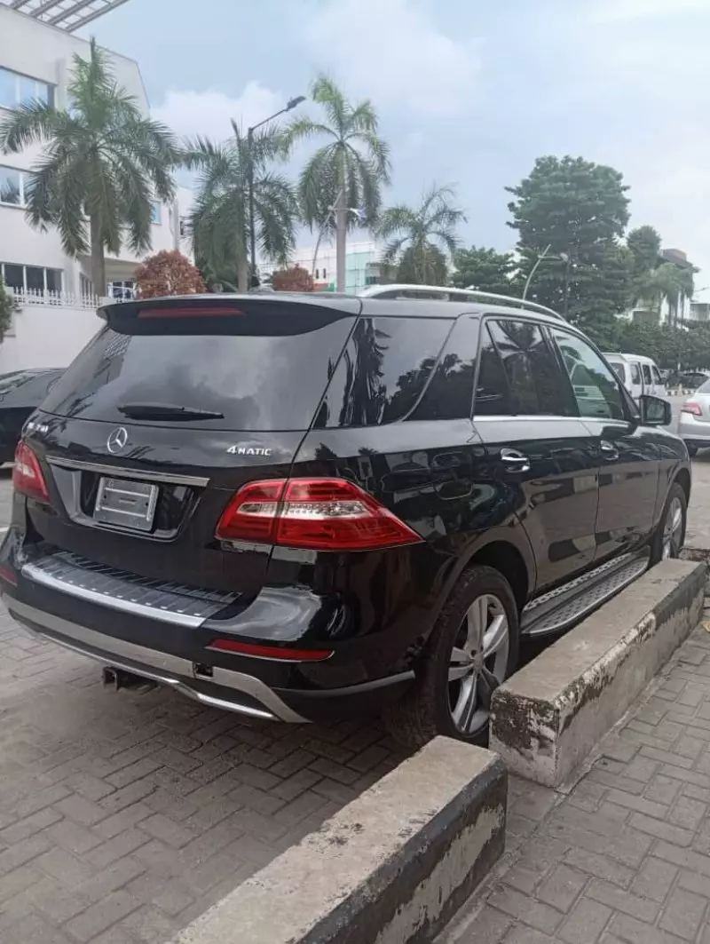 Mercedes-Benz ML 350   - 2013