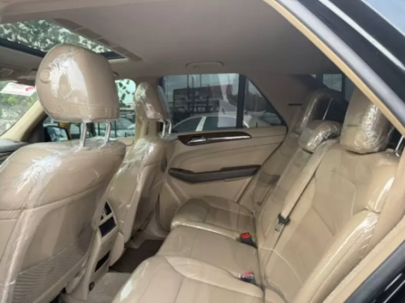 Mercedes-Benz ML 350   - 2012