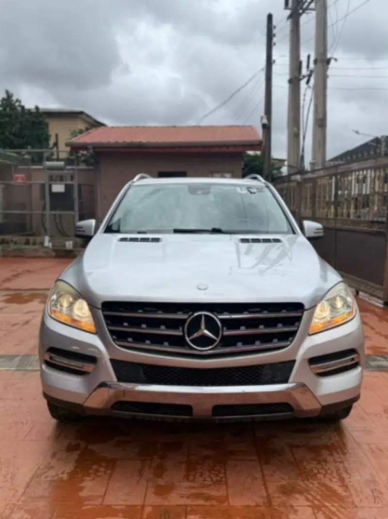 Mercedes-Benz ML 350   - 2012