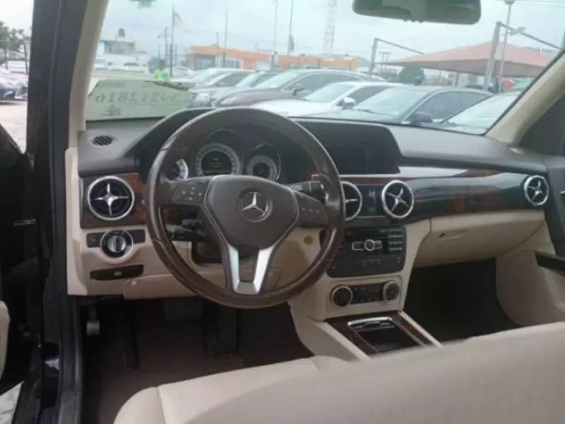 Mercedes-Benz GLK 350   - 2013
