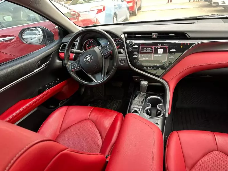 Toyota Camry   - 2020