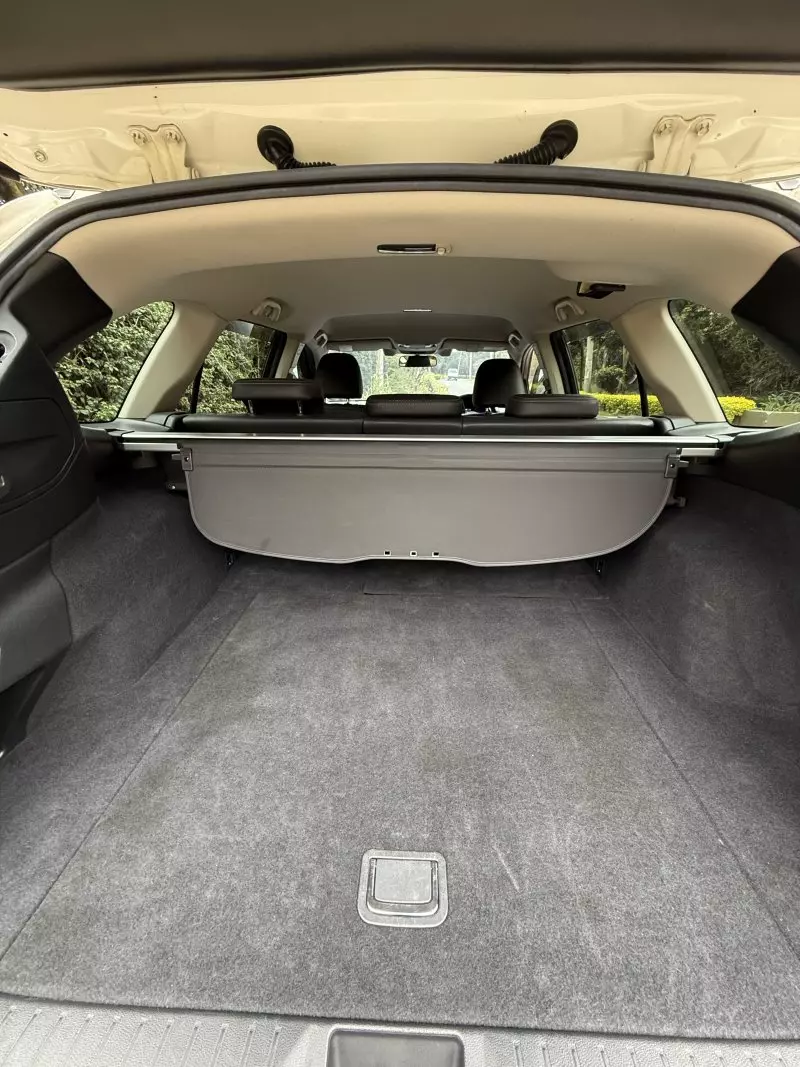 Subaru Outback   - 2015