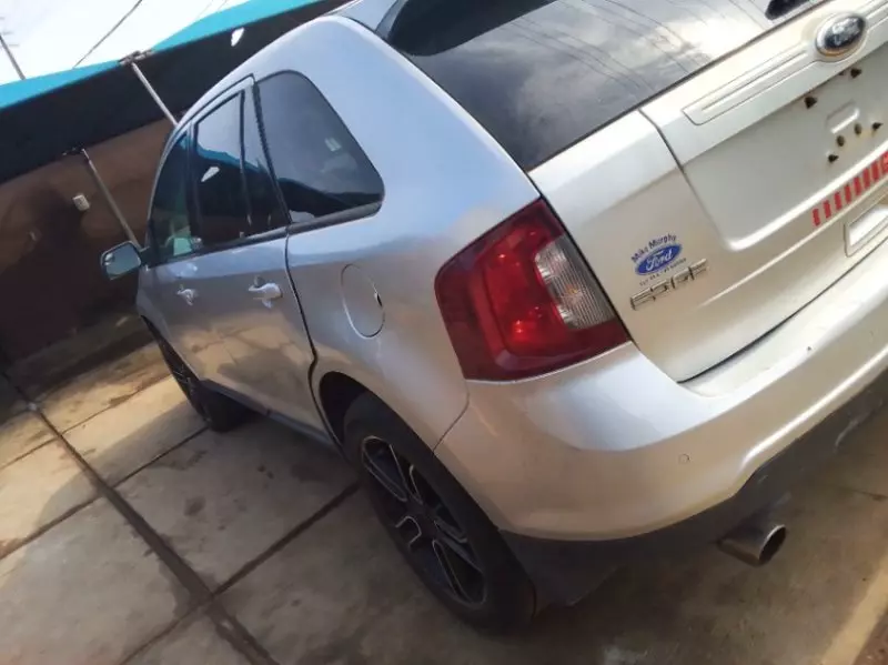 Ford Edge   - 2013