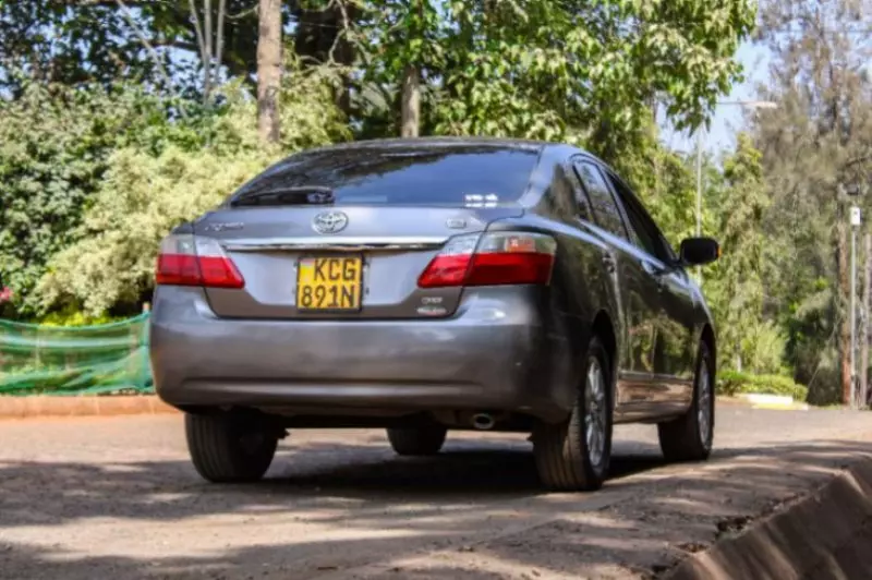 Toyota Premio    - 2008