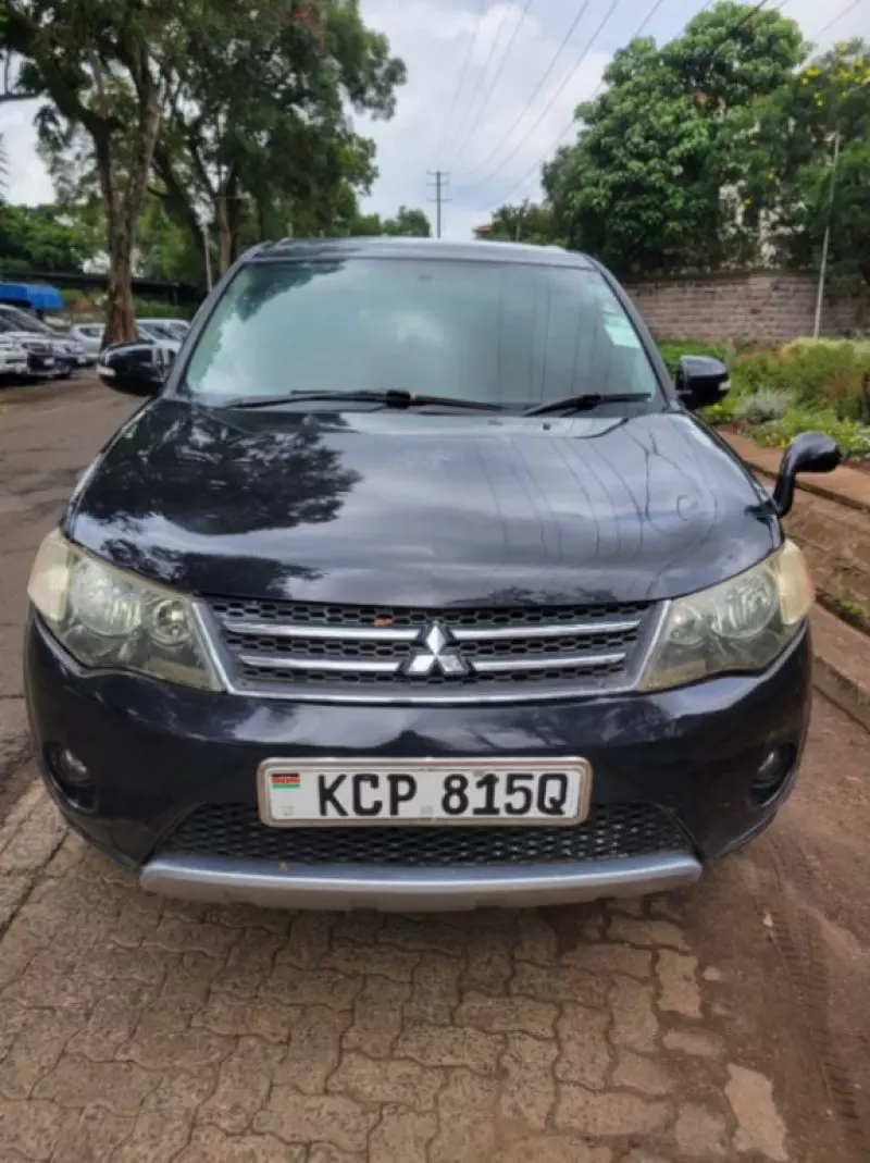 Mitsubishi OUTLANDER   - 2011