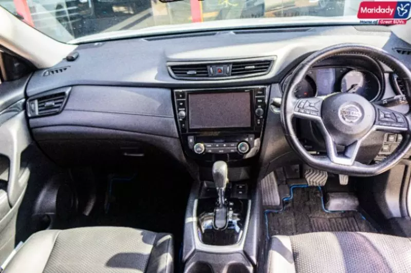 Nissan X-Trail   - 2018