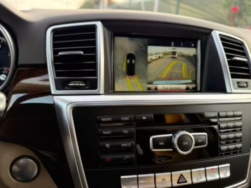 Mercedes-Benz ML 350