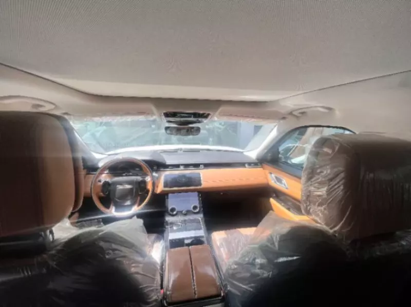 Land Rover Range Rover Velar   - 2019