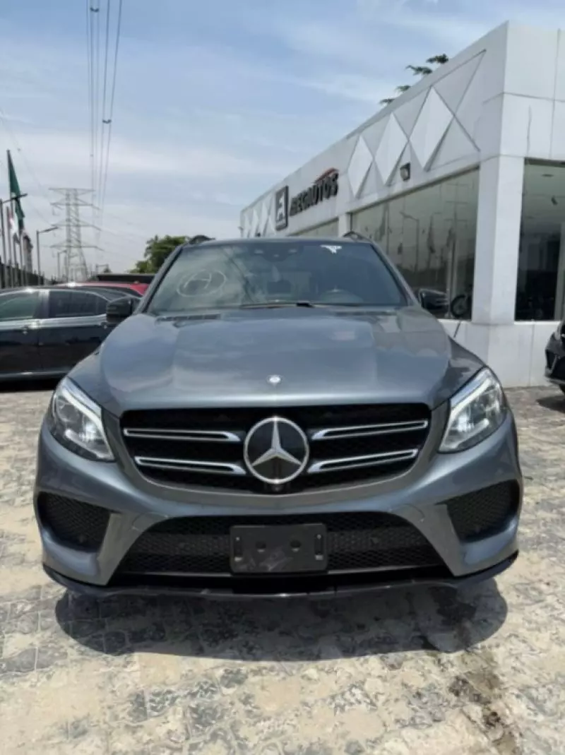 Mercedes-Benz GLE 400