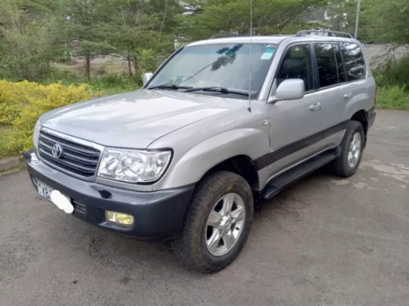 Toyota Landcruiser TX.G   - 2004