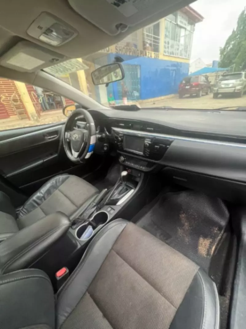 Toyota Corolla   - 2015