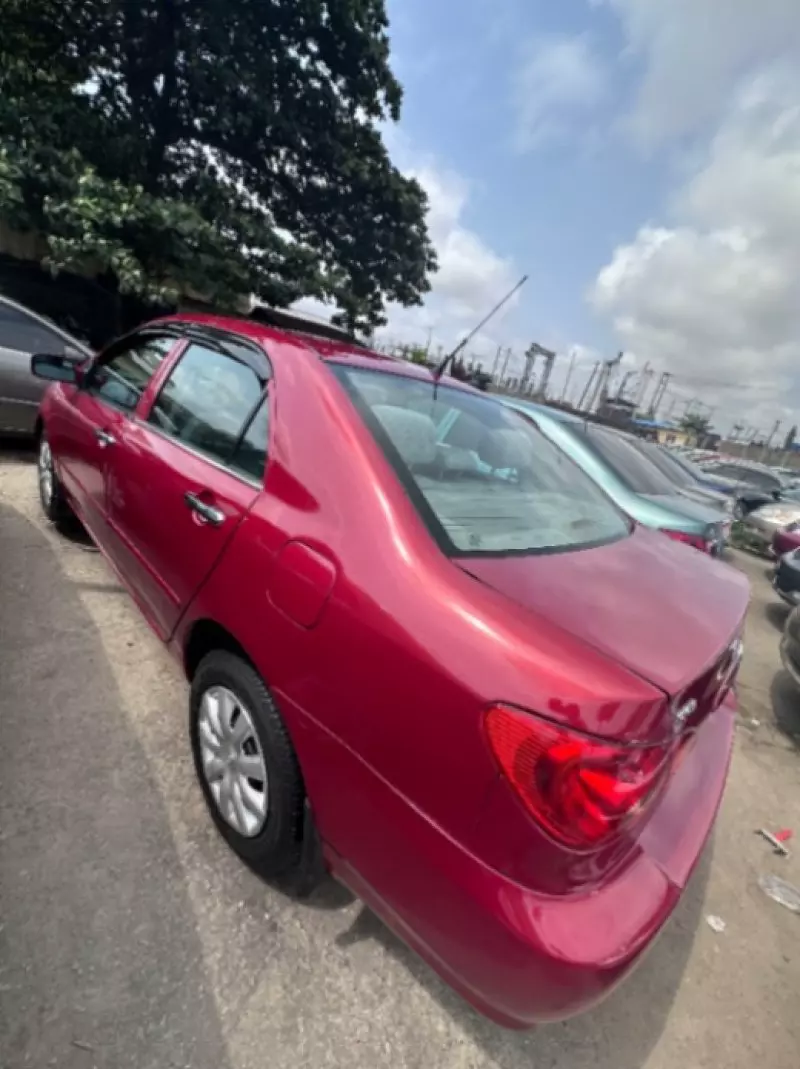 Toyota Corolla   - 2013