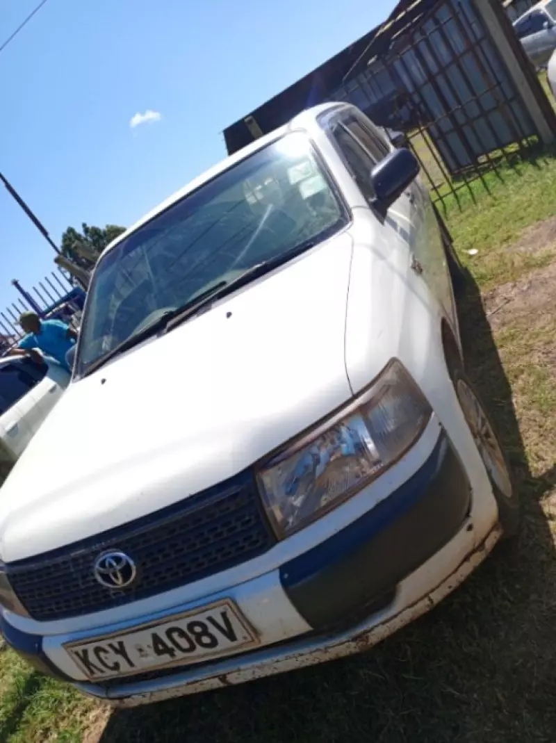 Toyota Probox    - 2011