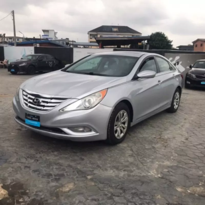 Hyundai Sonata   - 2015