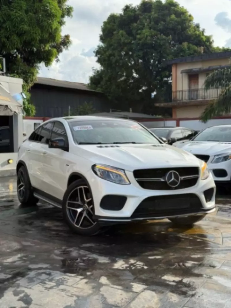 Mercedes-Benz GLE 43 AMG - 2017