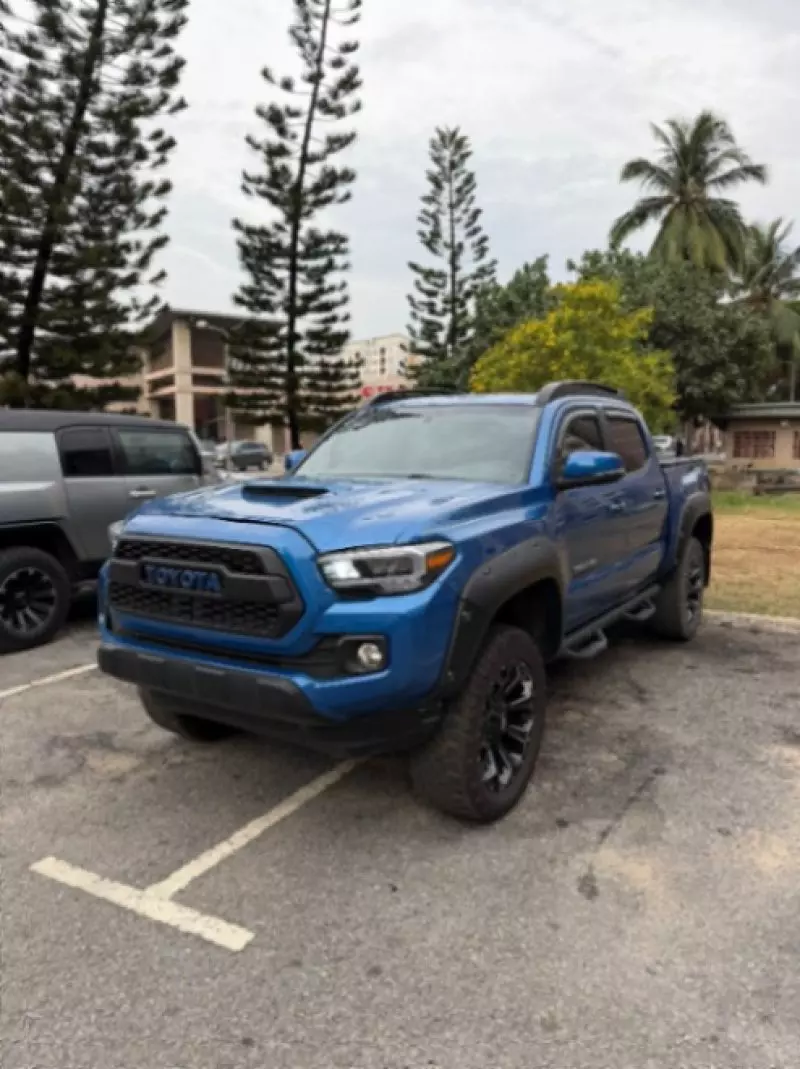 Toyota Tacoma - 2016