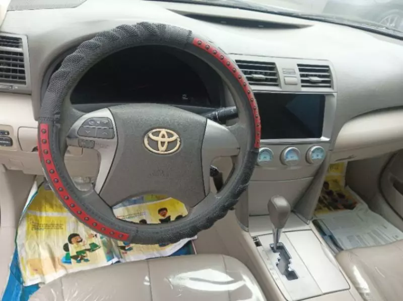 Toyota camry   - 2009